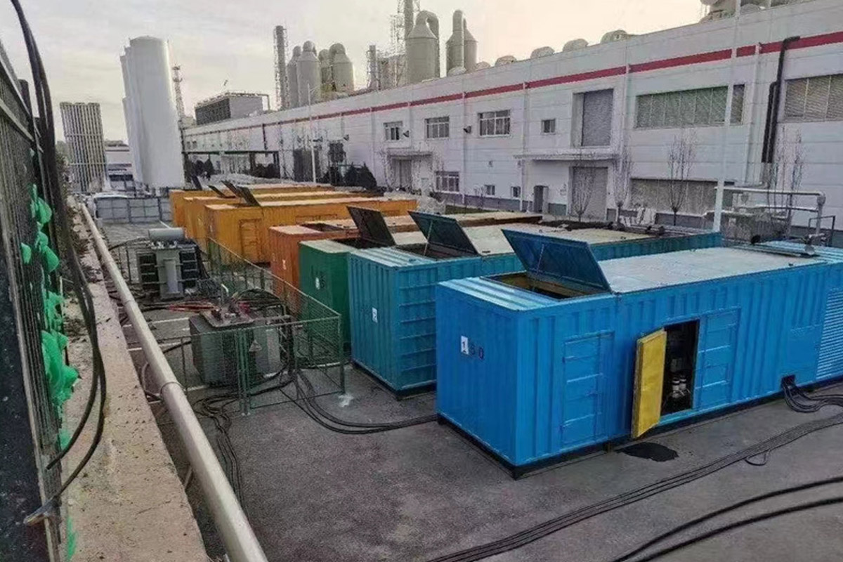 陆良发电机租赁施工现场